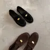 Mocasines de alta calidad, estilo nuevo, piel genuina, con diseño de moneda dorada, punta redonda, sin cordones, para mujer, con un ligero tacón