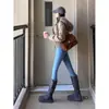 Botas de Neve Fashion com Solado Grosso Peludas Retrô para Mulheres 2026 Novo Estilo de Inverno com Lã Adicionada e Isolamento Espessado Botas Longas