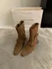 Primer Encuentro Temporada 2026 Versión Coreana Nuevo Estilo Diseño de Nicho Botines Cortos Franceses Retro Punta Cuadrada Pequeña Botas Vaqueras Botas de Media Caña Botas para Mujer
