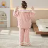 Pijama de franela para niñas, nuevos estilos otoño/invierno, cálido y acogedor, adorable conjunto de dos piezas de forro polar coral para niños