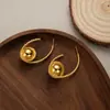 Agulha de Prata Temperamento Europeu e Americano Design Exagerado Brincos de Metal Moda Feminina Brincos de Alto Padrão Brincos Únicos de Nicho