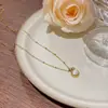 Joyería Transfronteriza Europea y Americana Moda y Exquisito Colgante Nicho Cadena Clavicular No Descolorante Oro de 18K Acero Titanio Accesorios de Collar para Mujer