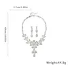 Set de Aretes Colgantes de Flor Incrustados de Diamantes y Collar, Cadena para Clavícula Estilo Palacio Retro, Joyería de Lujo Ligero y de Alta Gama para Mujeres