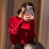 Deslumbrante Suéter Vermelho de Meia-Gola com Mangas Morcego para Ano Novo Feminino, Outono e Inverno High-End Solto Macio Tricô