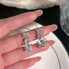 Pendientes Nuevos de Diseño de Nicho de Lujo Ligero Exquisitos de Moda Pendientes de Celebridad de Internet para Mujer Pendientes Coreanos de Circonita