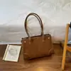 Nova Bolsa de Ombro Suede Retro Merade Outono 2026 para Mulheres, Versátil, Bolsa de Axila