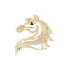 Nova Broche de Cavalo do Zodíaco para o Ano de Nascimento, Design Único para Homens e Mulheres, Alfinete Vazado, Luxo Leve, Sensação de Alto Padrão, Lapela
