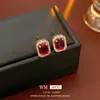 Pendientes Colgantes Cuadrados de Diamante Super Flash Aguja de Plata Lujo Accesible Pendientes Exquisitos de Gama Alta Diseño de Pendientes de Nicho Fábrica de Pendientes