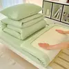 Modelo Nuevo 2026 Todo Algodón Cubierta de Cama Sencilla y Sábana Bajera Acolchada para Cama Individual de Dormitorio Juego de Tres Piezas