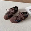 Zapatillas de entrenamiento alemanas de colorblock retro con suela blanda para mujer, nueva colección de verano 2026, zapatillas casuales planas con cordones, zapatos versátiles de un solo color