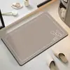 Tapete de Chão Moderno Minimalista de Terra de Diatomáceas para Banheiro, Vaso Sanitário e Entrada de Lavatório, Tapete de Pé de Secagem Rápida com Acabamento de Luxo, Tapete de Chão para Banheiro