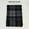 Bufanda Larga Nueva de Invierno 2025 para Mujer Estilo Coreano Estilo Maillard Imitación Cachemir Engrosada Estilo Preppy Versátil Chal a Cuadros