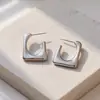 Brincos de Metal Quadrados Vazados Geométricos Europeus e Americanos, Banhados a Cobre com Ouro 18K Real, Brincos Estilosos e Modernos para Street Fashion