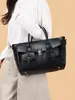 Bolso de Mano para Mujer 2026 Nuevo Modelo Tote de Gama Alta Bolso para el Trabajo Textura Elegante Versátil Moda Gran Capacidad Moderno