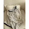 Novo Conjunto de Pijama Estilo Girly para Mulheres Primavera e Outono Manga Longa Calça Longa Conjunto Laço de Renda Estampa Floral Preta Pode Ser Usado Fora de Casa Roupa