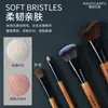 Cangzhou Más Vendido Set de 14 Piezas de Brochas de Maquillaje con Mango de Madera y Cerdas Suaves Pelo Animal Brocha para Sombras de Ojos Brocha para Rubor Brocha para Contorno Herramientas de Belleza