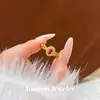 Anillo Abierto Redondo Flor de Zirconia Nicho Sensación de Alta Gama Anillo para el Dedo Estilo Corte Retro Temperamento Viaje Joyería para la Mano Mujeres