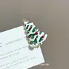 [Quando a Neve Cai] Broche de Árvore de Natal com Neve Estilo Transfronteiriço Europeu e Americano, Toque Exclusivo de Nicho de Alto Padrão, Broche Versátil Personalizado