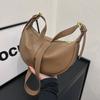 Bolso cruzado de alta gama, nicho, gran capacidad, blanco, para debajo del brazo, moda femenina, nuevo, casual, versátil, tipo albóndiga para hombro