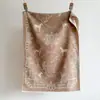 Nuevo pañuelo vintage transfronterizo con estampado de caballos para mujer, otoño e invierno, abrigo versátil de alta gama de cachemira sintética, chal cálido al por mayor