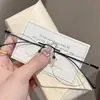 Armazón para Gafas de Miopía sin Marco, Estilo Blush de Titanio Puro con Forma de Mariposa, Elegante con Lentes Graduadas, Gafas Ópticas para Mujer, Luz Azul Anti-Reflejos