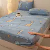 Cubierta de Cama de Felpa Gruesa de Doble Cara Pieza Única Invierno para Cama Infantil Copo de Nieve Terciopelo Protector de Colchón Cubierta de Colchón para Dormitorio de Estudiante