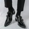 Sapatos Monge Brilhantes de Fivela Dupla Masculinos Bico Fino Salto Grosso Aumento de Altura Casuais de Couro Tendência Retro Britânica Sapatos Formais de Couro