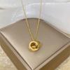 Collar de Acero de Titanio de Doble Círculo de una Palabra para Mujer, Cadena de Clavícula de Oro Rosa que No se Desvanece, Estilo Caliente de Celebridad de Internet Estilo Igual de Douyin Venta al por Mayor de Joyería