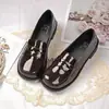 Sapatos Femininos Estilo Britânico Sapatos Pretos Pequenos Sapatos de Couro Femininos Moda Feminina Estilo Coreano Estilo Universitário Soft Girl Bico Redondo Sapatos de Camada Única