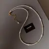 Acessórios de colar de pérolas pequenas Shijia para mulheres, corrente de clavícula com contas de verão, joia de corrente para pescoço de luxo leve de nicho de alta qualidade