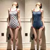 Denim ButterflyMaiô de peça única sem costas, de camada única e dupla face, para mulheres, adequado para natação e competições