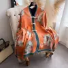 Elegante y versátil accesorio de cheongsam de alta gama para otoño e invierno: chal exterior cálido y grueso para mujer con diseño abotonado, adecuado para sesiones de fotos