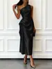 Vestido Elegante de Noche de Verano 2026 Transfronterizo Europeo y Americano de Satén de Alta Elasticidad sin Mangas de un Hombro Ceñido a la Cintura de Longitud Media