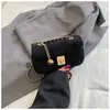 Bolsa de corrente Ruien com padrão de losango de nicho para mulheres, nova bolsa quadrada pequena da moda do início do outono de 2026, bolsa de ombro único transversal de moda para o dia a dia
