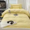 2026 Modelo Nuevo Dos Tonos Color Sólido Algodón Lavado Dormitorio Estudiantil Cama Individual Litera Juego de Tres Piezas