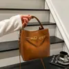 Bolsa de Mão para Comércio Exterior Bolsa Saco para Mulheres 2026 Outono e Inverno Nova Moda Bolsa de Ombro para o Dia a Dia Bolsa Transversal Retro de Alta Qualidade