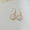 Novidades de Primavera: Ganchos de Orelha Banhados a Ouro 18K, Brincos de Pérola Barroca, Brincos de Luxo Leve e de Alta Qualidade, Brincos Geométricos para Rostos Redondos