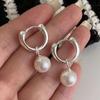 2024 Novo Estilo Brincos de Pérolas para Mulheres Design de Alta Qualidade Ins Nicho Moda All-match Atmosférico Brincos de Pérolas Simples