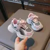 Nuevos Zapatos de Papá Deportivos de Malla Transpirable para Niños y Niñas, Suela Suave Antideslizante para Bebés, Colección Primavera y Otoño 2026