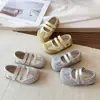 Zapatos Mary Jane de Moda para Bebé 2026 Nuevo Estilo Primavera y Otoño Malla Transpirable para Niñas Suela Suave Baja Versátiles Zapatos Casuales