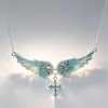 Collar con Colgante de Alas de Ángel de Moda Exagerada de Nuevo Estilo Europeo y Americano Transfronterizo con Alas Incrustadas de Diamantes y Cruz, Elegante Cadena para Clavícula