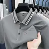 Nueva Camiseta de Manga Corta para Hombre de Verano con Bolsillos Reales, Estilo Papá, Camiseta de Manga Corta para Hombre de Punto Rayado para Negocios Casual