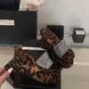 Sandálias romanas femininas versáteis e estilosas de sola grossa com strass, sandálias plataforma de bico aberto para mulheres baixinhas
