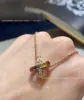 Colar Feminino Versátil X Design de Nicho de Alta Qualidade Corrente de Clavícula Elegante V Gold Versão Alta Shangmei Cruz Zircônia Colorida