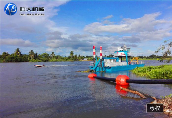 7菲律宾绞吸式挖泥船 (3).jpg