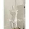 Flor Blanca PequeñaTraje de Baño de una Pieza Blanco con Estampado Floral, Corte Ajustado, Estilo Vacacional, Look de Verano Puro y Atractivo