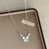 Collar Colgante de Mariposa con Perla y Zircón Azul Degradado Super Hada para Mujer, Gargantilla Cadena Clavicular de Diseño Elegante