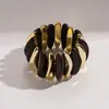 Pulsera Asimétrica Geométrica de Acrílico Exagerada Europea y Americana con Costura de Cuerda Elástica Joyería de Mano Retro Elegante de Gama Alta para Mujeres