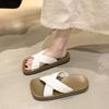 Sandálias Femininas Retro Estilo Francês para Exterior 2025 Verão e Outono Novas Planas Quadradas Plissadas Estilosas Versáteis Slip-On