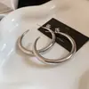 Pendientes de Oro Real de 18K Electrochapado Estilo Europeo y Americano Simples de Circonita Forma de C, Pendientes de Lujo Ligero de Alta Gama, Accesorios para Orejas Personalizados y Elegantes